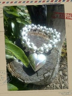 Bobble Heart Bracelet